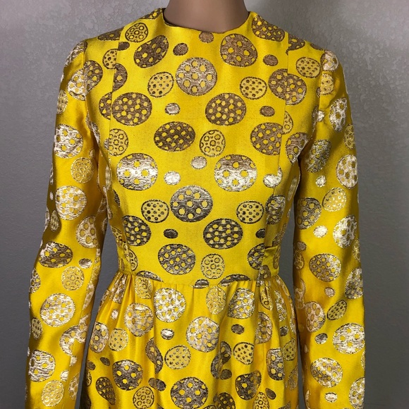 Vintage 1960’s Dress - Picture 4 of 16